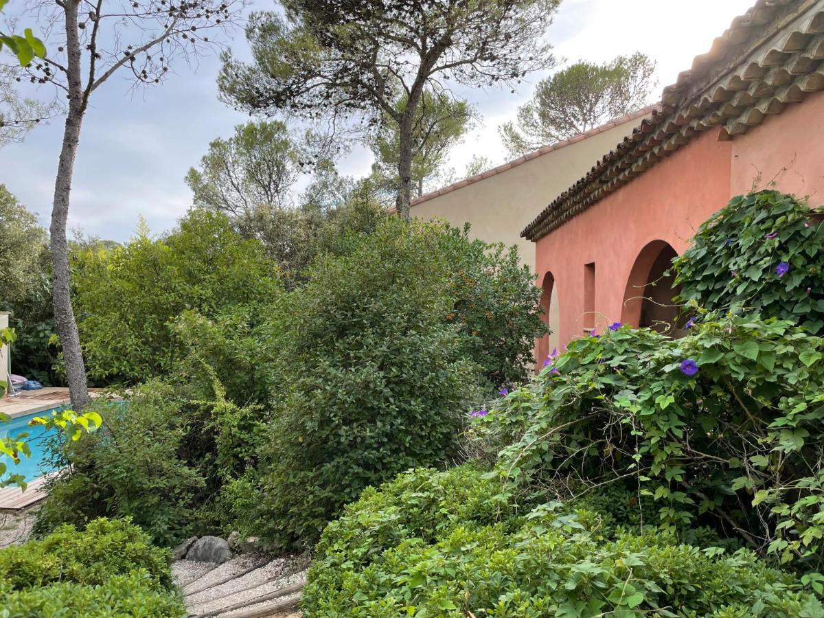 Oustal Du Pic Saint Loup Hotell Exteriör bild