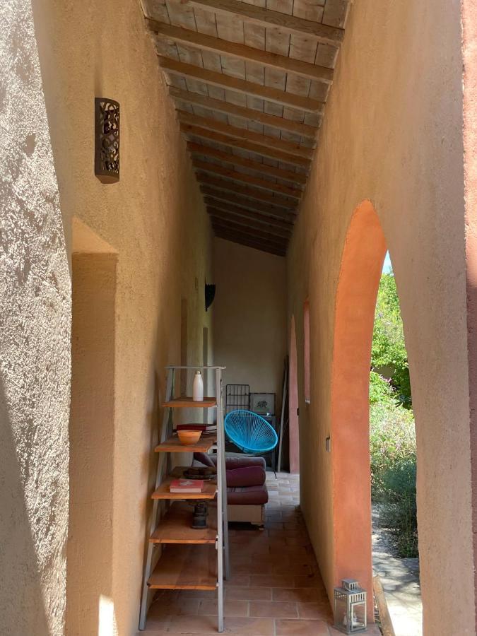 Oustal Du Pic Saint Loup Hotell Exteriör bild